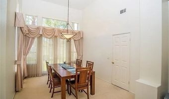 823 S Parkglen Pl, Anaheim, CA 92808