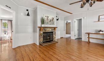 203 Edgewood St, Ballard, WV 24918