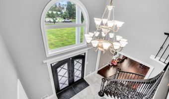 20 Regency Way, Manalapan, NJ 07726