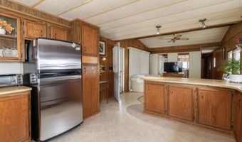 525 E Main St Trlr 33, Branford, CT 06405
