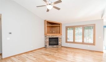 1212 NW Rolling Rock Rd, Ankeny, IA 50023