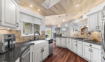 1126 Timber Climb Dr, Avon, IN 46123