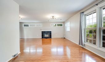 5924 CAUBA Ct, Alexandria, VA 22310
