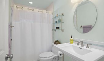 2142 Klamath Dr, Camarillo, CA 93010
