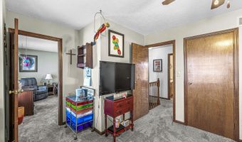 7451 Camberwood Dr, Indianapolis, IN 46268