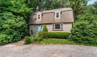 105 Newell Dr, Cumberland, RI 02864