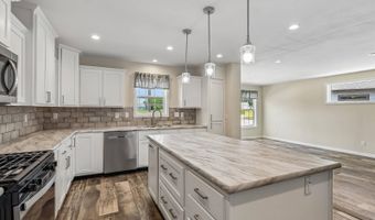 7368 NE BERWICK Dr #7, Ankeny, IA 50021