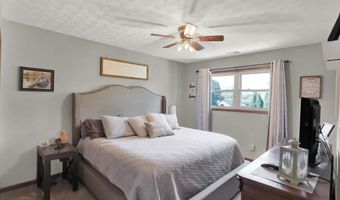8130 Laura Lynne Ln, Indianapolis, IN 46217