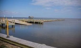 117 Colington Cir, Aydlett, NC 27916