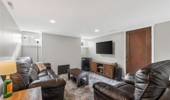 915 N 9th St, Atchison, KS 66002