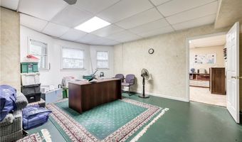 558 Auburn Rd, Auburn, GA 30011