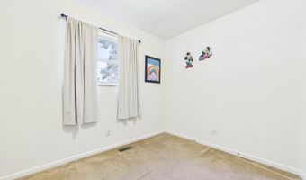 2400 Anthony Dr, Anderson, IN 46012