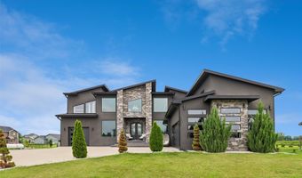 28803 Frost Ln, Adel, IA 50003