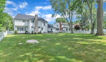 65 Autumnview Rd, Amherst, NY 14221