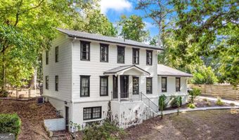 813 Lakeshore Dr, Berkeley Lake, GA 30096