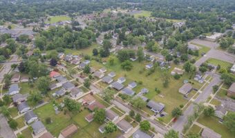 160 Canterbury St, Adrian, MI 49221
