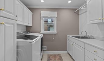 140 RIVER Dr, Appleton, WI 54915