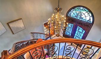 4 Pine Tree Ln, Lincoln, RI 02865