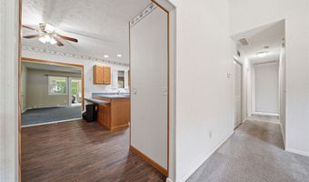 5390 Savannah Dr, Ashtabula, OH 44004
