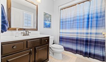 1409 Cable Ave, Beachwood, NJ 08722