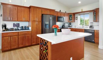 2726 Kaupakalua Rd Unit B, Haiku, HI 96708