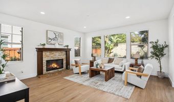 3749 Arapaho Pl, Carlsbad, CA 92010