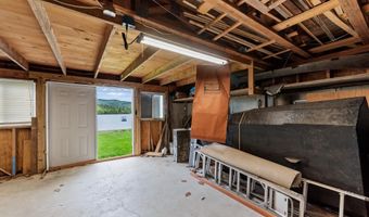 50 Browns Beach Rd, Bristol, NH 03222