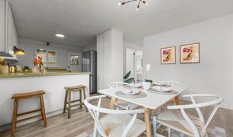 4819 Likini St, Honolulu, HI 96818