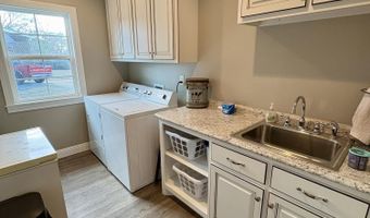 11 Twelve Oaks, Sherman, MS 38869