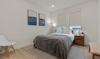 2683 5th St, Alameda, CA 94501