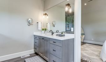 21625 BUTTEVILLE Rd, Aurora, OR 97002