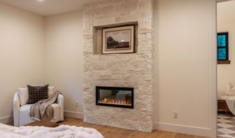 21054 E Country Club Rd, Brightwood, OR 97011