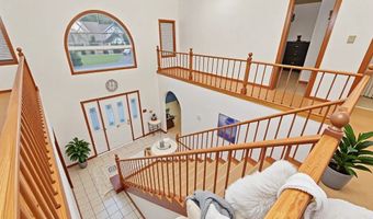 725 N 8th Ave, Addison, IL 60101