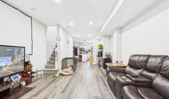 1526 N PATTERSON PARK Ave, Baltimore, MD 21213