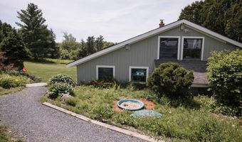 2113 Max Gray Rd, Calais, VT 05667