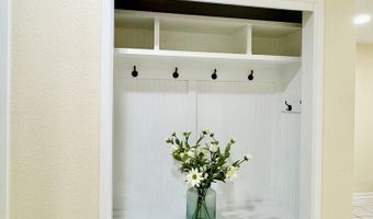 810 NE Ave F, Andrews, TX 79714