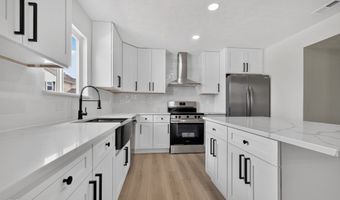 2944 Corbin Dr, Indianapolis, IN 46217