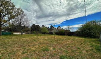 40 Sutton Ln, Batesville, AR 72501
