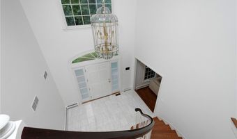 215 Watch Hill Dr, East Greenwich, RI 02818