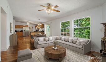 35 Evelyn Acres Dr, Asheville, NC 28806