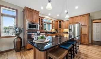 4201 Rue De Frenchman NE, Alexandria, MN 56308