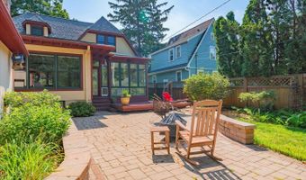 418 N Sherman Ave, Madison, WI 53704