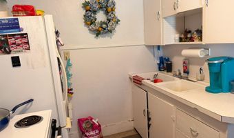 64 Division St, Bangor, ME 04401