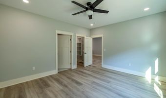 1036 Cummings St 1, Abingdon, VA 24211