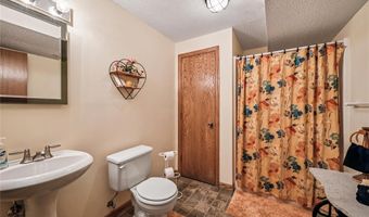 405 D Ave, Atkins, IA 52206