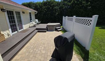 135 Hotel Rd, Auburn, ME 04210