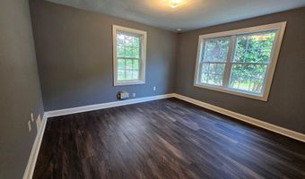 6422 PICKETT St, Alexandria, VA 22306