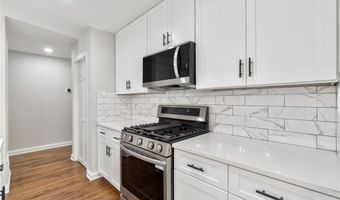 100 Little Rdg, Berkeley Lake, GA 30096