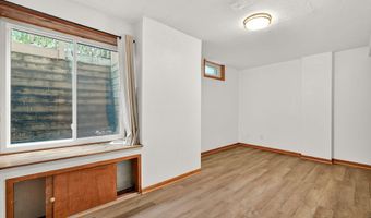 2400 Ridgetop Cir, Ames, IA 50014