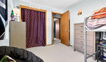 1025 W ROBERTS Ave, Appleton, WI 54914